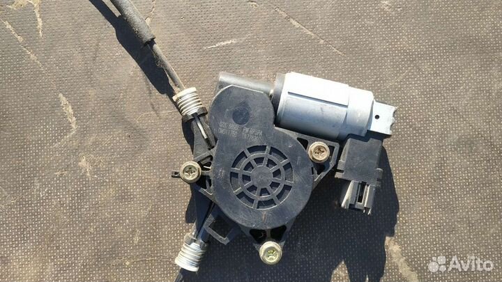 Передний правый стеклоподъемник Мазда 3 BK