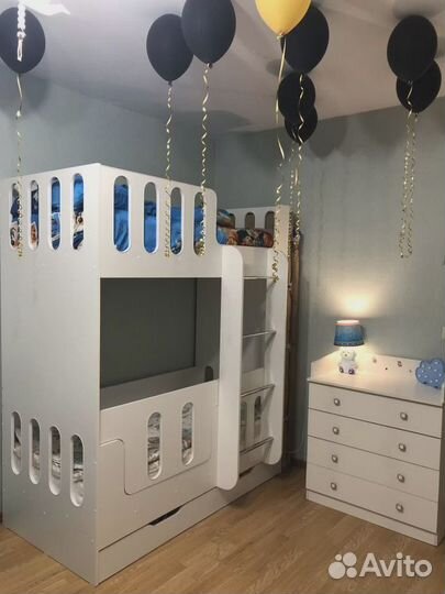 Детская кровать двухъярусная