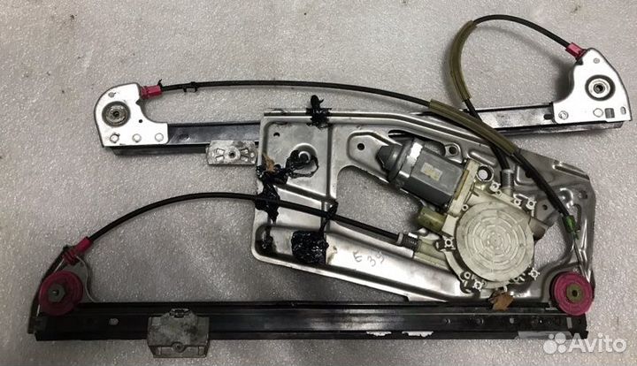 Стеклоподьемник передний правый Bmw E39 седан 2.5