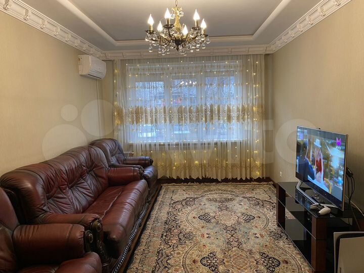 2-к. квартира, 56 м², 1/5 эт.