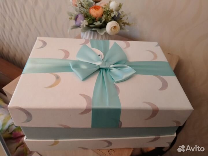 Коробка подарочная