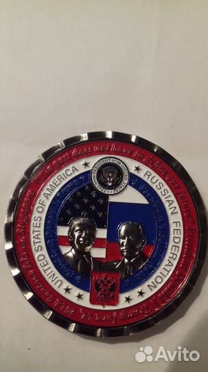 Памятный жетон Путин-Трамп Хельсинки 2018