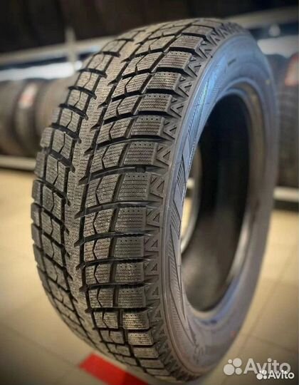 Leao Winter Defender Ice I-15 215/60 R16 99T