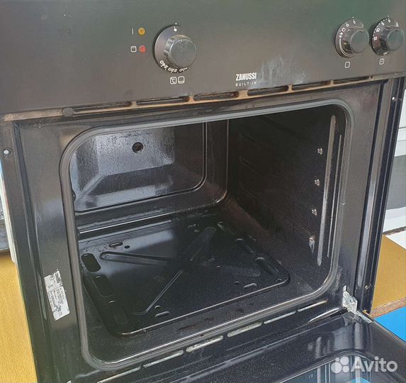 Духовой шкаф