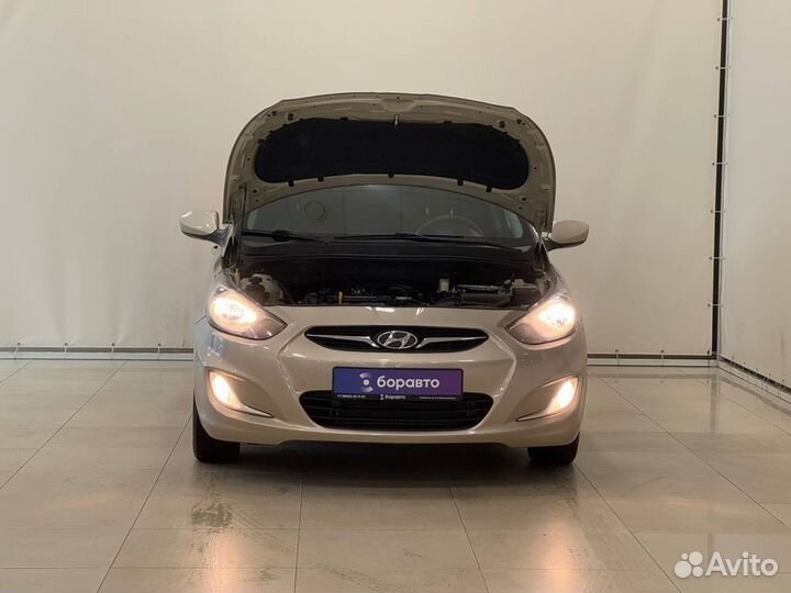 Hyundai Solaris 1.6 AT, 2012, 190 201 км