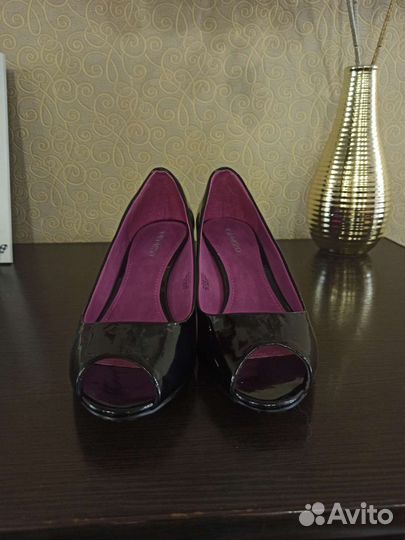 Туфли женские 37 размер новые