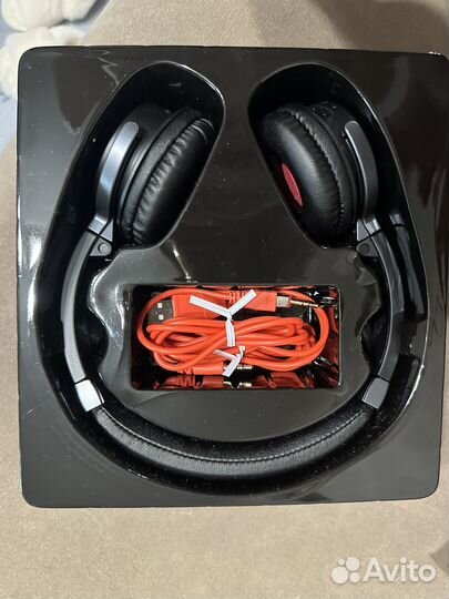 Беспроводные наушники