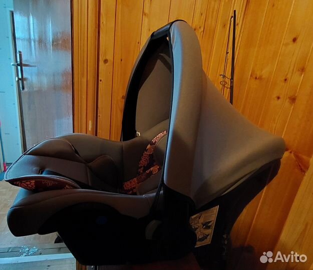 Автокресло для детей до года