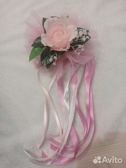 Свадебное украшение на машину