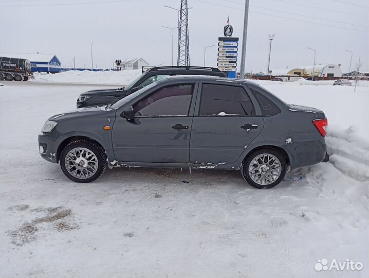 LADA Granta 1.6 МТ, 2015, 120 000 км