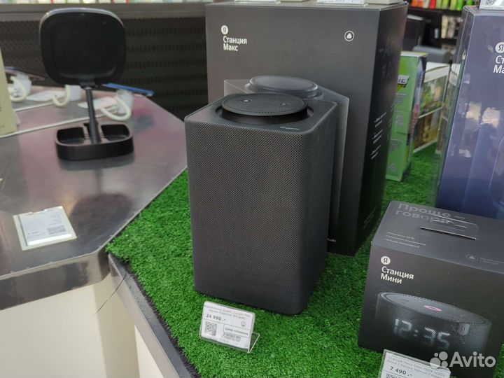 Яндекс станция Макс