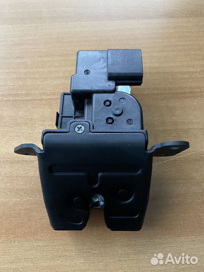 Замок крышки багажника Kia/Hyundai арт. 81230A6000