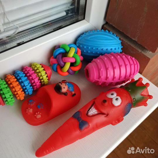 Игрушки (19шт) и товары для животных