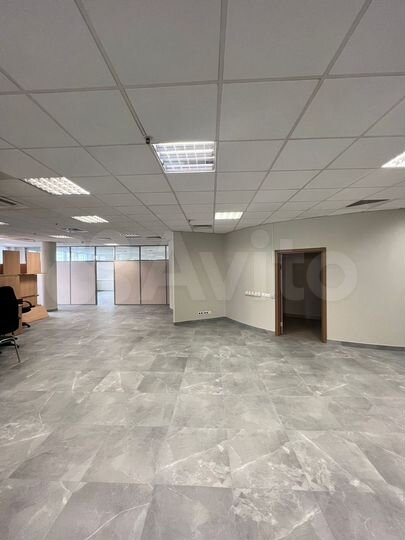 Б.Ц. Удальцова Плаза - офис у метро, 145 м2