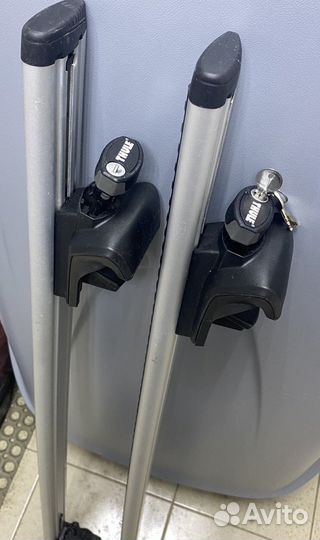 Бокс Thule Ocean 200 с креплениями