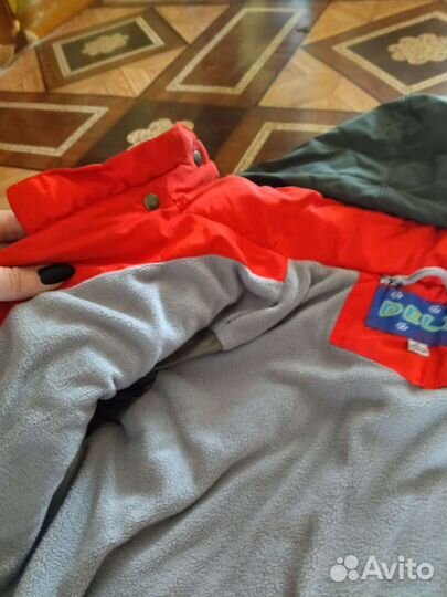 Куртка на весну в отличном состоянии