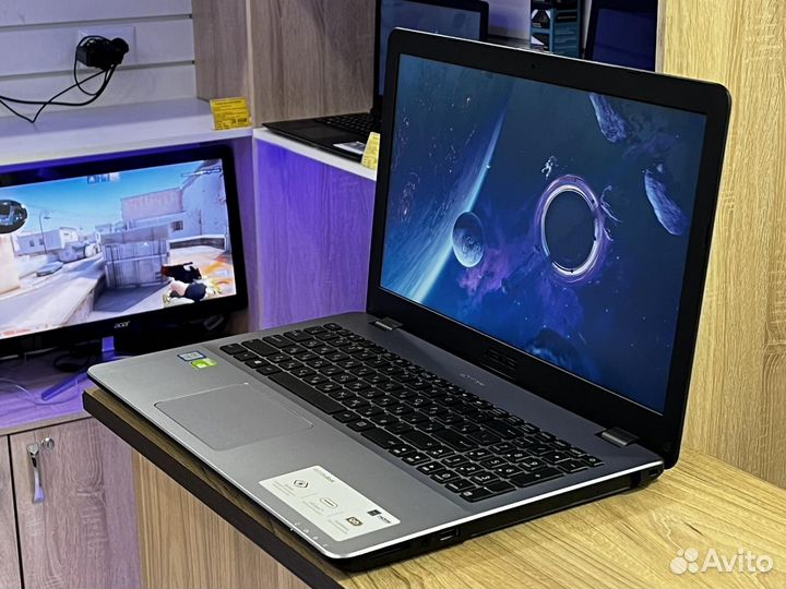 Хороший вариант для игр от компании Asus