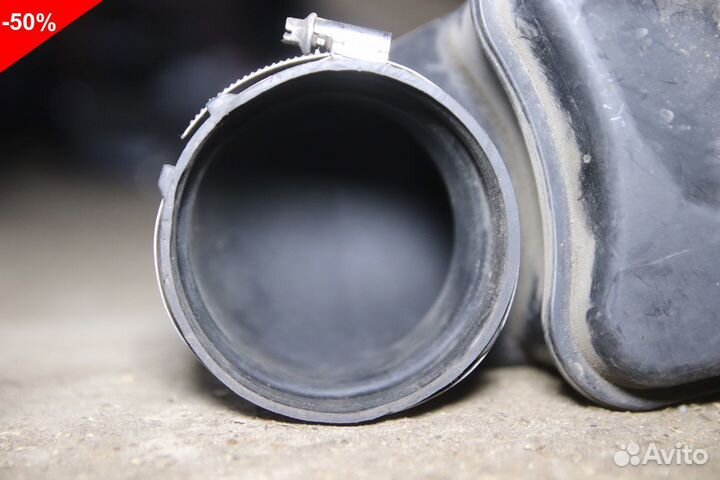 Патрубок воздушного фильтра на Бмв X3 E83