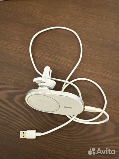 Автомобильный держатель wiwu для iPhone