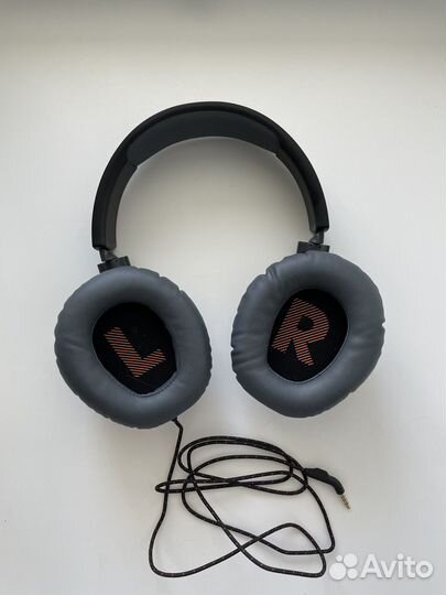 Проводные наушники JBL Quantum 100