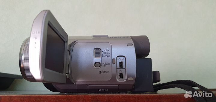 Видеокамера Panasonic NV-GS500