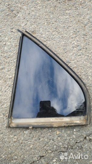 Стекло кузовное глухое заднее правое Hyundai