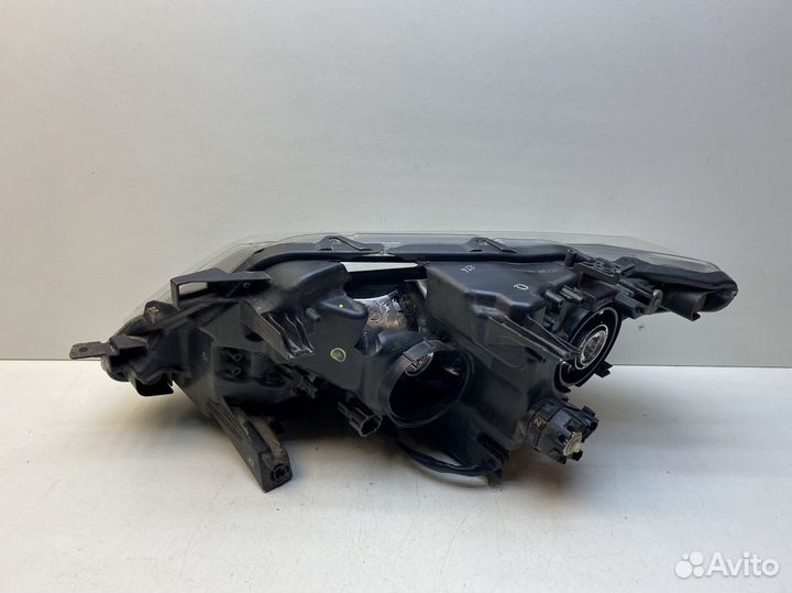 Фара правая Nissan X-Trail (T32) 2014-2017 Галоген