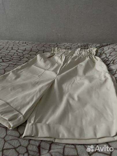 Кожаные шорты