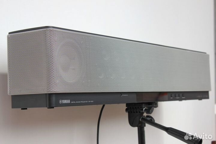 Цифровой звуковой проектор Yamaha YSP-800