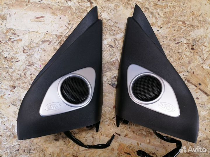 Динамики Rockford Fosgate Mitsubishi Outlander XL