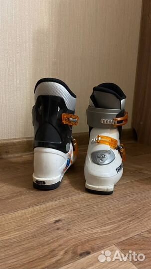 Горнолыжные ботинки