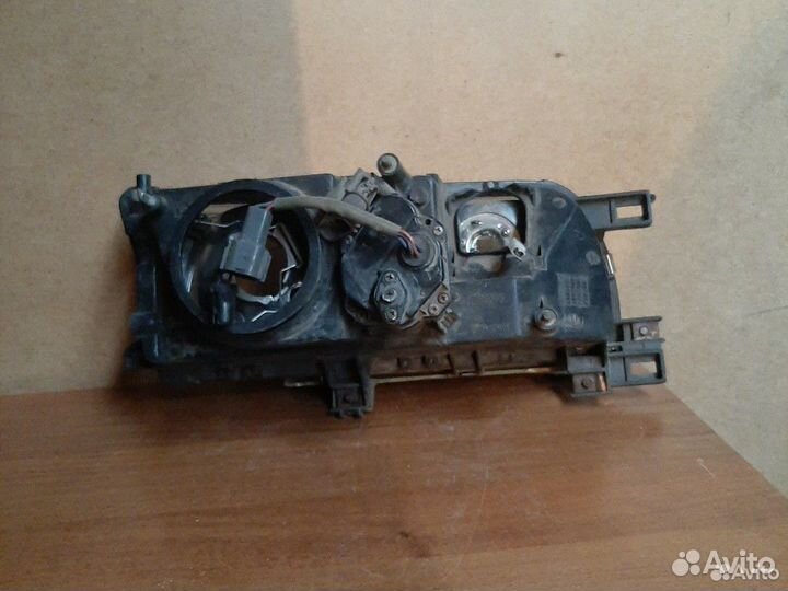Фара передняя левая Nissan Primera P10