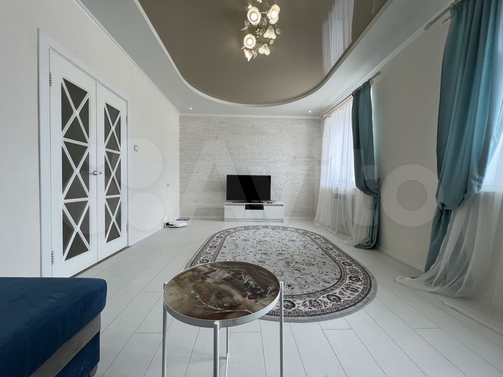 3-к. квартира, 91 м², 16/17 эт.