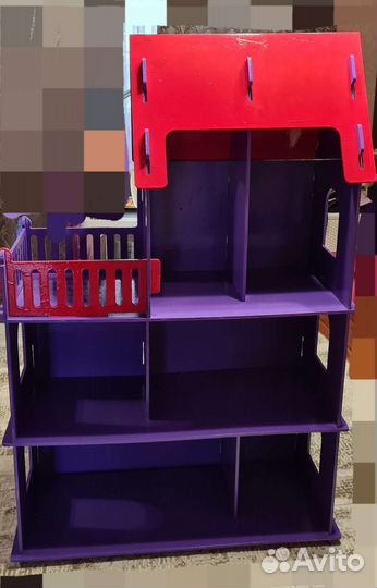 Деревянный кукольный домик для барби