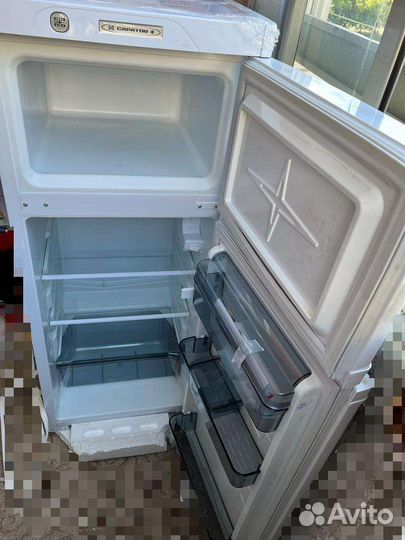 Холодильник новый