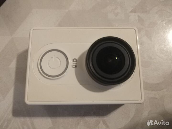 Экшен камера xiaomi yi