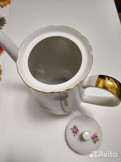 Чайник фарфоровый, гдр, 1,8 л