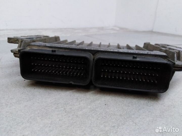 Блок управления двигателем