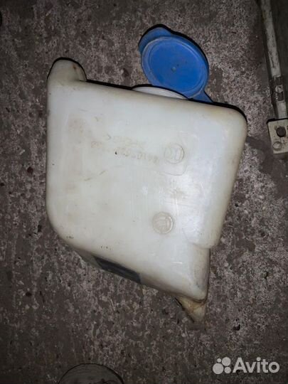 Бочек стеклоомыватель skoda felicia 1