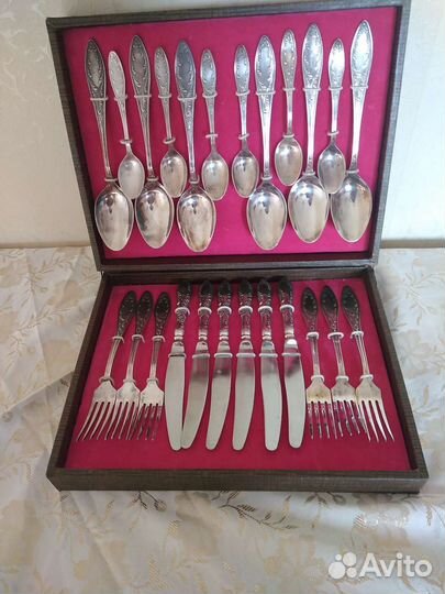 Набор столовых приборов