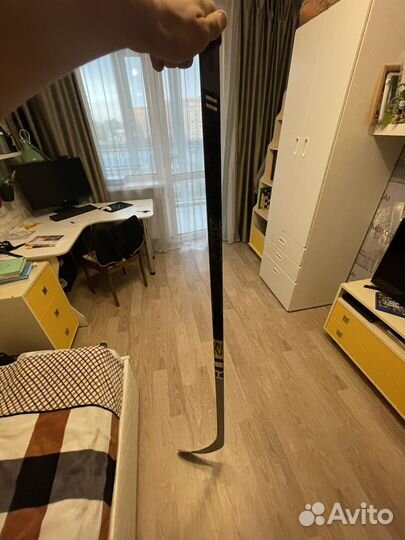 Клюшка хоккейная