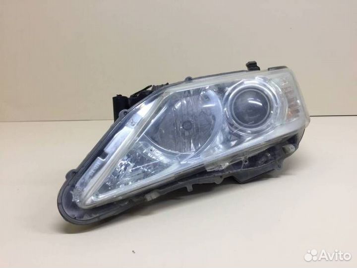 Фара левая Toyota Camry