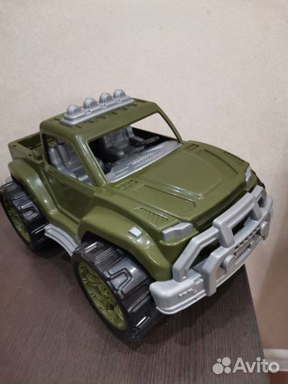 Детская машина игрушка