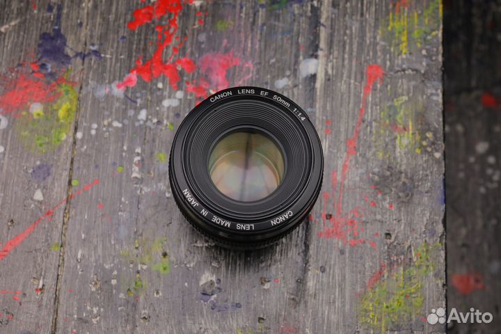 Canon EF 50mm f/1.4 USM s/n 735