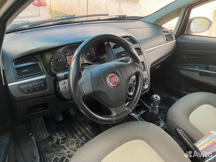 FIAT Linea 1.4 МТ, 2011, 227 000 км