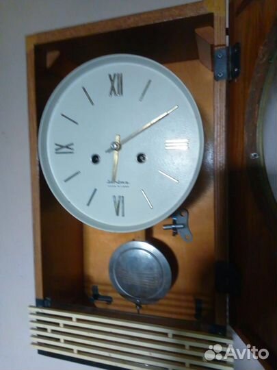 Часы настенные с боем