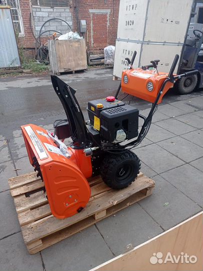 Снегоуборщик бензиновый TOR WT-710 С электростарте