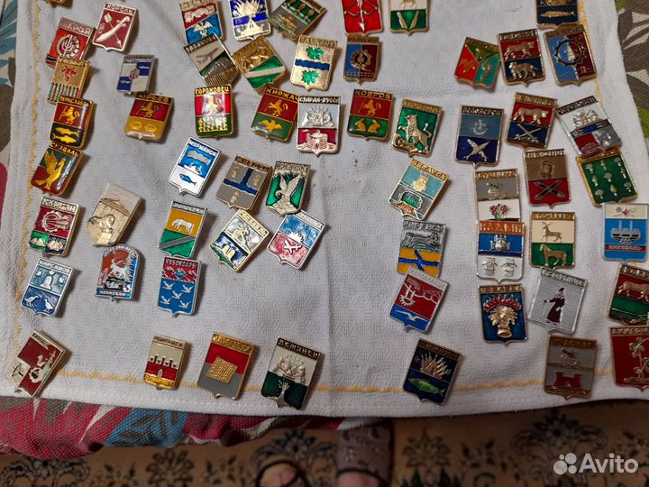 Коллекция значков города (герб)