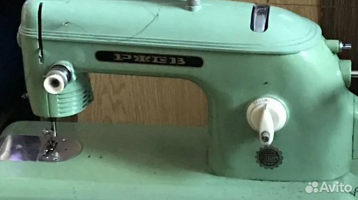 Швейная машинка