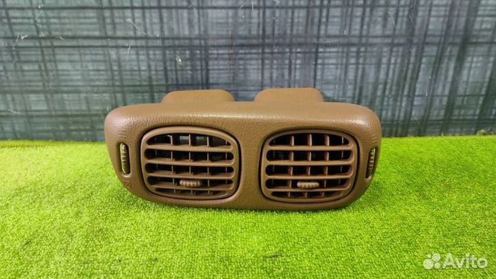 Воздуховод передний Chevrolet Trailblazer GMT360